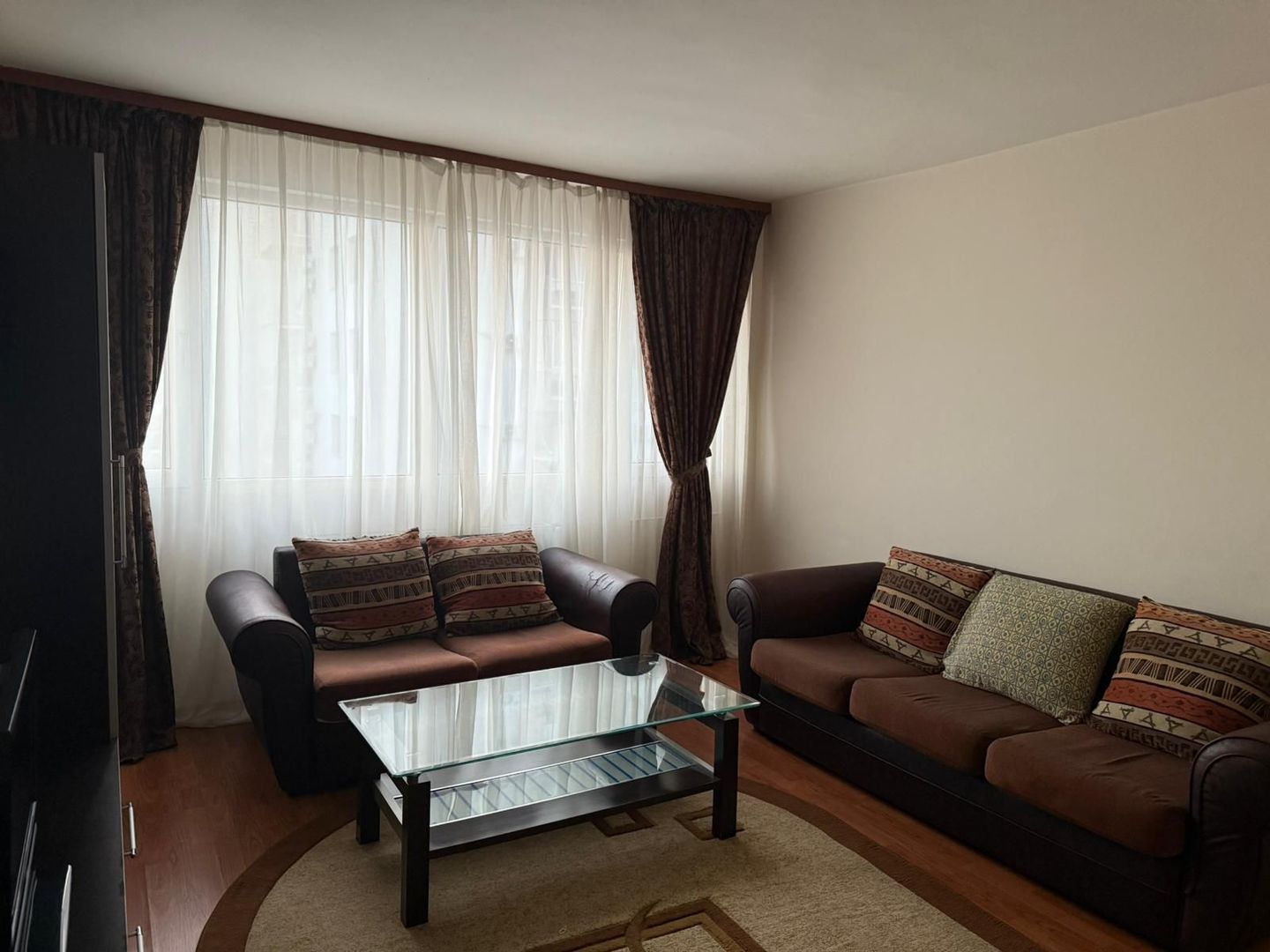AP. 2 CAMERE- TINERETULUI, PET-FRIENDLY, BUCATARIE INCHISA, METROU - Poză 2