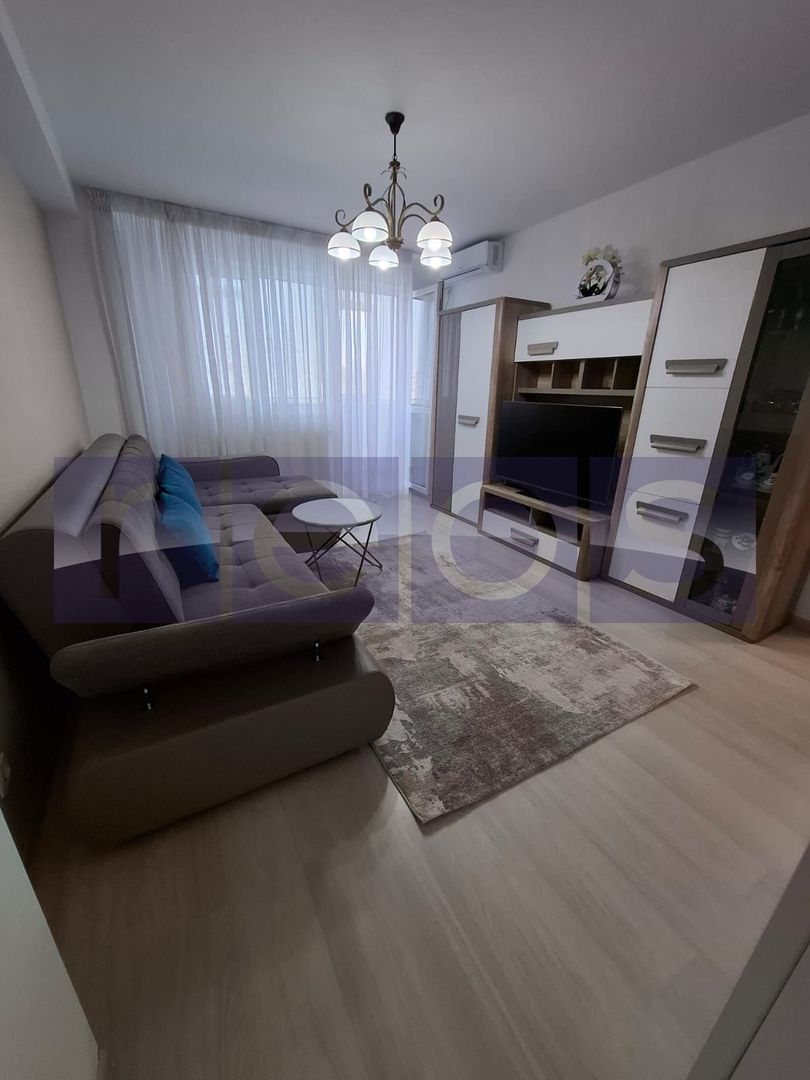 VANZARE APARTAMENT 2 CAMERE + LOC PARCARE SALAJAN 53MP CENTRALA PROPRIE - Poză 4