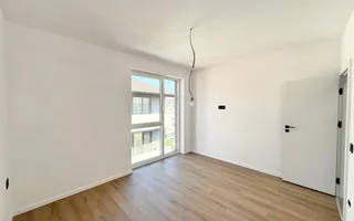 Ap pe 2 niveluri. 4 camere, 2 bai. 2 locuri de parcare. - Poză 11