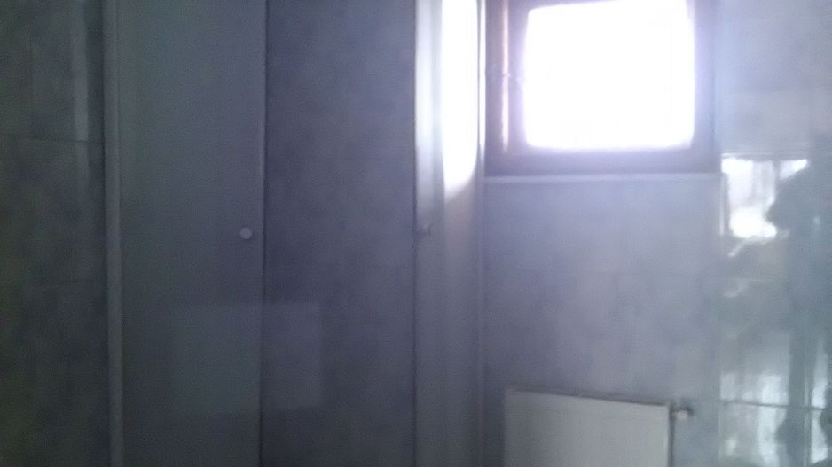 Casa 6 camere - cazare 15 persoane, Nord - Poză 13