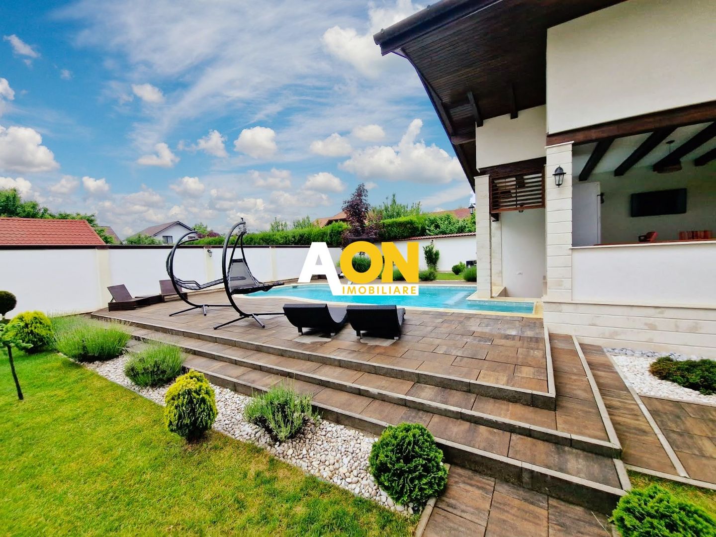 Casa de lux, 1000 mp teren, toate utilitatile, cartierul Cetate - Poză 3