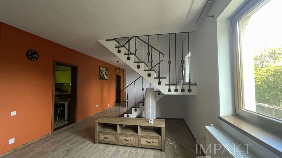 Casa individuala cu 6 camere, in cartierul Buna-Ziua - Poză 1