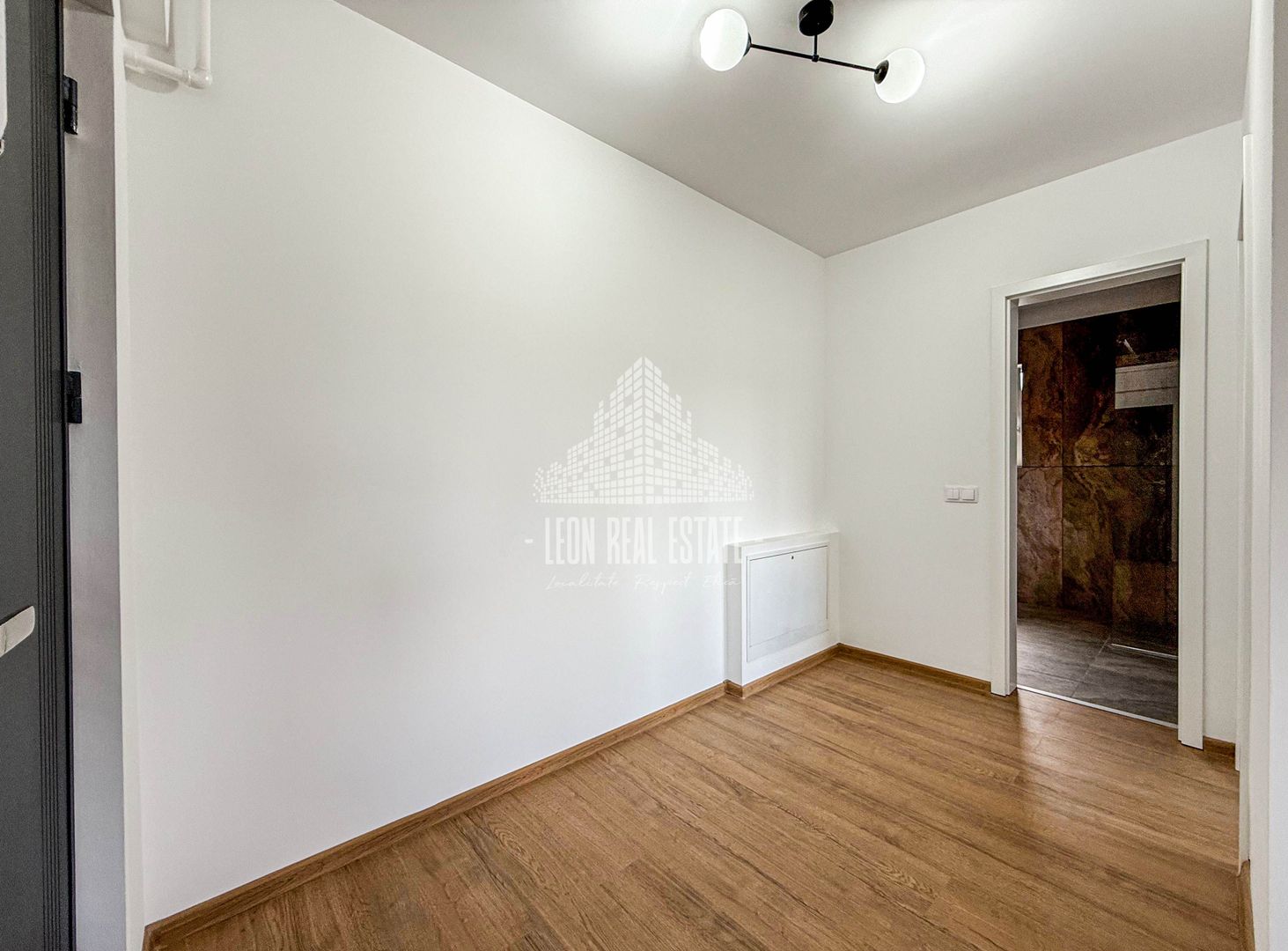 Apartament 3 camere, finisat modern, in Baciu, zona Petrom - Poză 8