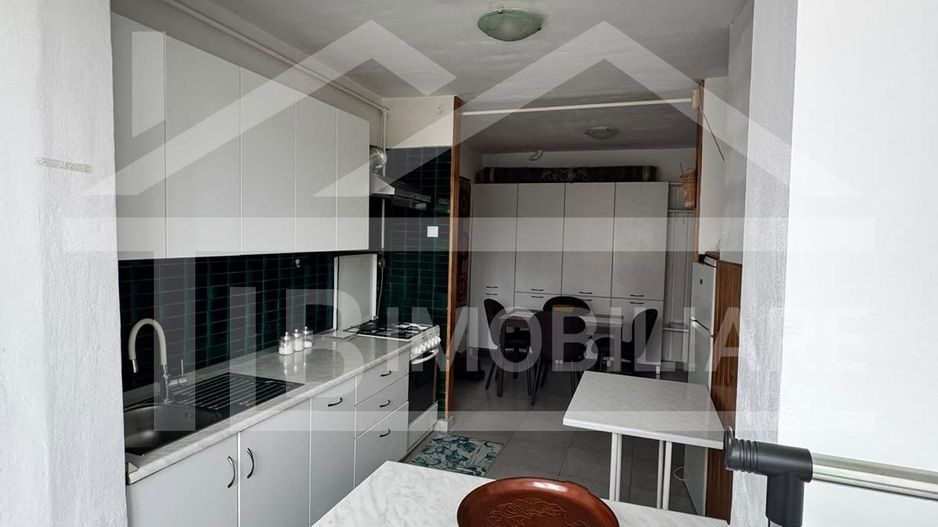 Apartament cu 3 camere, 55 mp, decomandat, Zona UMFST - Poză 9