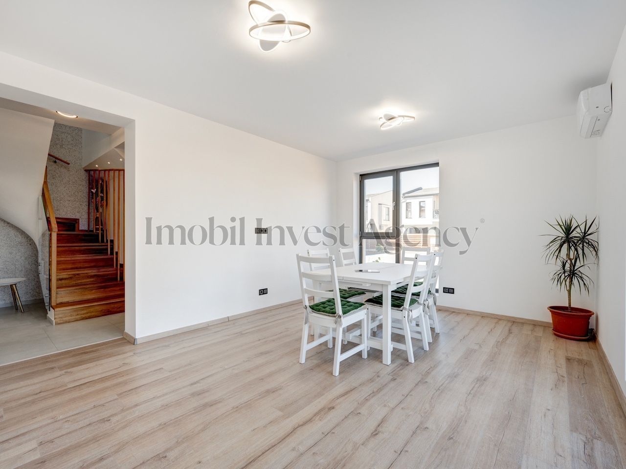 Vila Duplex 5 camere Otopeni - Poză 5