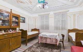 Casă  cu 2 corpuri total 4 camere în Nădab - Poză 11