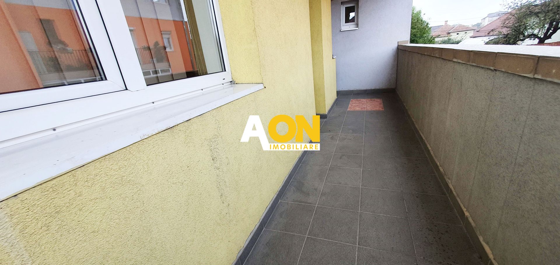 Apartament 3 camere, 2 bai, 2 balcoane, et.1, ultracentral, 88 mp util - Poză 2