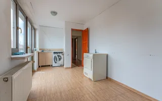 Casă individuală cu 7 camere lângă AFI Mall, ideală pentru birouri sau locuință - Poză 23