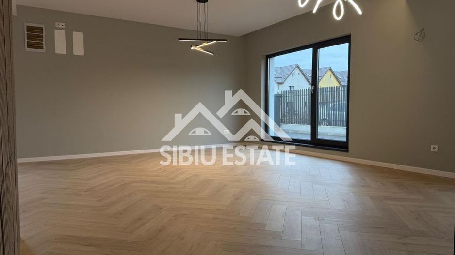 Apartament exclusivist 4 camere, intabulat, 115 mp , Grădină 200 mp , - Poză 6