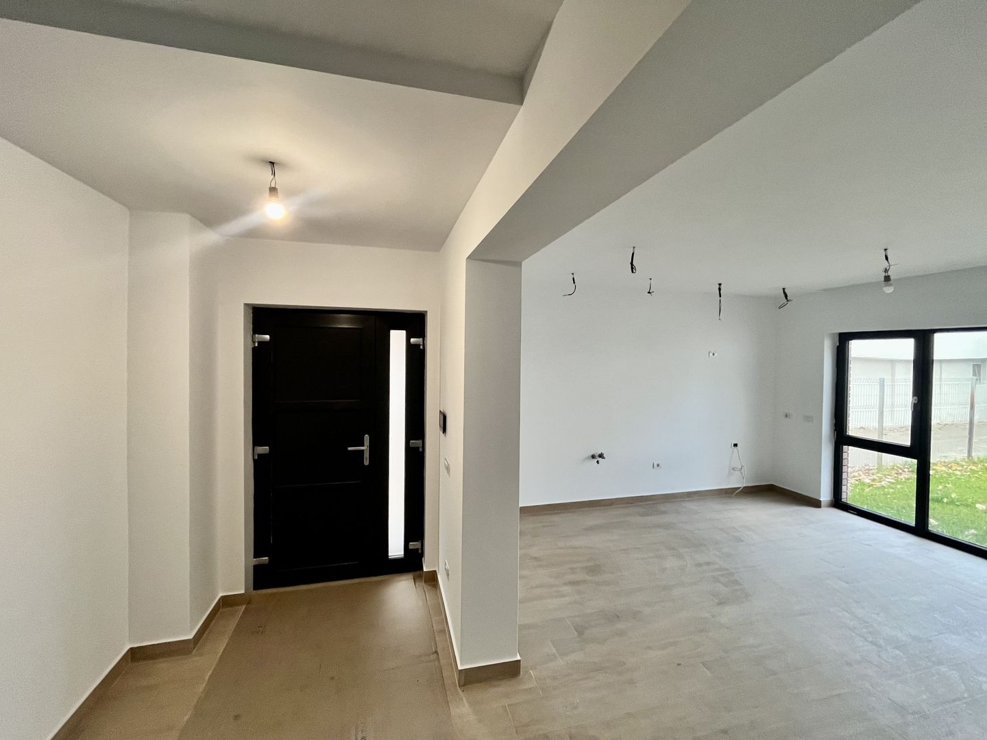 Casa individuala - 149 mp util - terasa rooftop cu jacuzzi de 32 mp - Poză 6