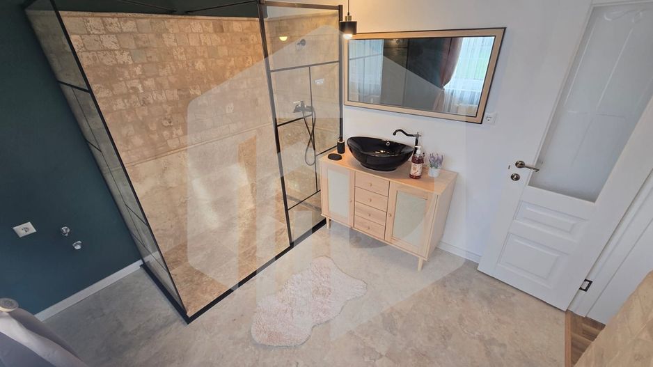 Casa superba 3 dormitoare 500 teren zona Tocile - Poză 10