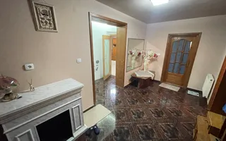 Casa S+P+E+M | 605 mp utili | 10 camere | 3 bucatarii | 4 bai | 3 terase | Garaj - Poză 37