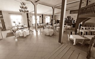 Afacere/Restaurant -Salon evenimente capacitate 600 persoane - Poză 8