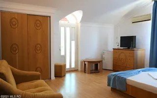 Mamaia Nord - Langa Mare, pensiune la cheie, 11 camere, 9 bai! - Poză 73