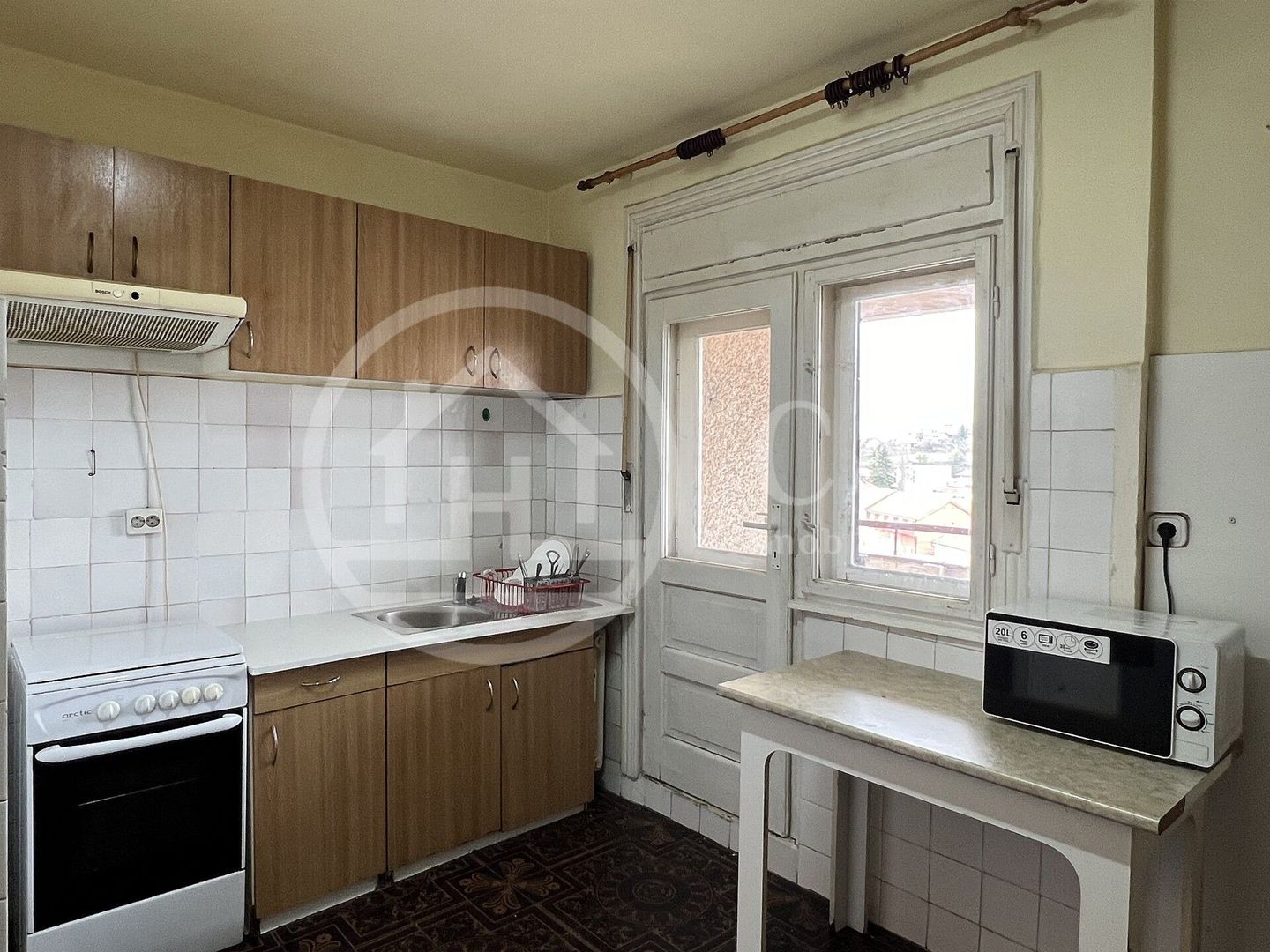 Apartament cu 3 camere de inchiriat in zona Centrala Oradea - Poză 5