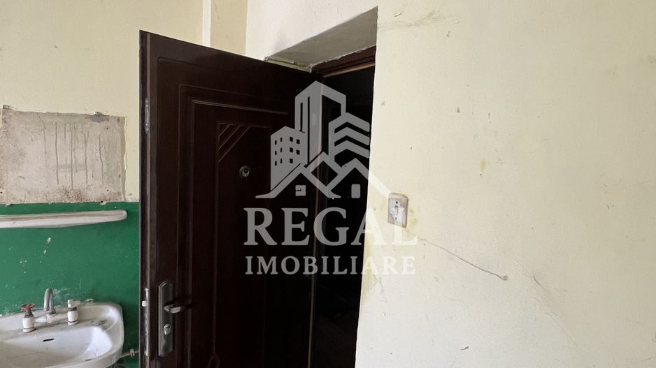 Cameră de cămin de vânzare –  ideală ca investiție sau locuință - Poză 3