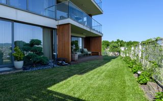 Apartament premium, grădină privată, panoramă și garaj încălzit. - Poză 1