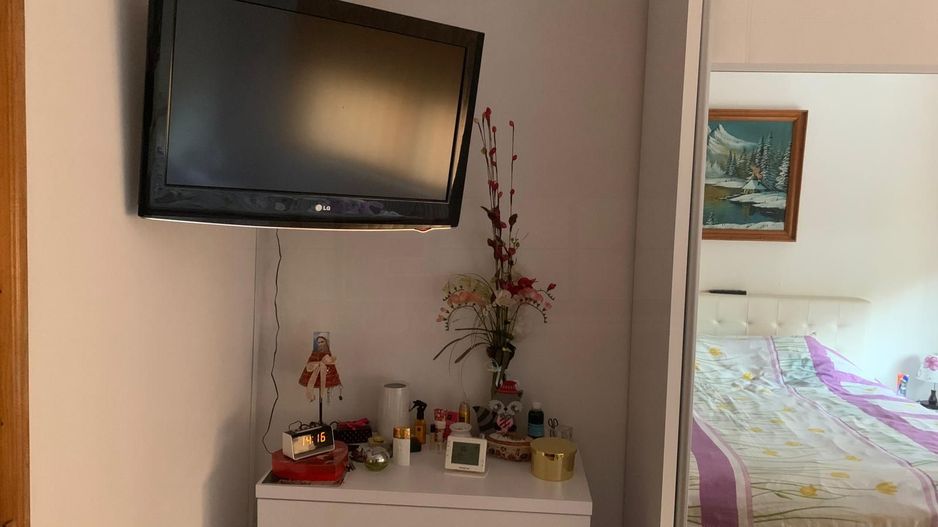 APARTAMENT DE VANZARE 3 CAMERE SIRET - Poză 18