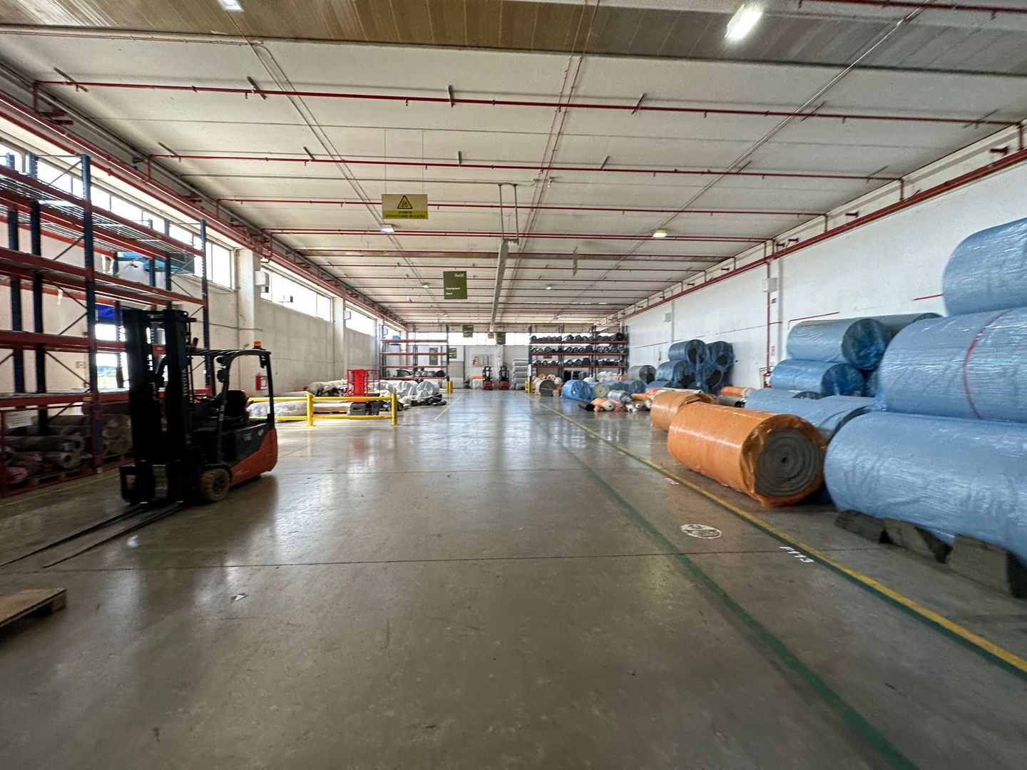 Hala de productie in Calea Sagului - Poză 6