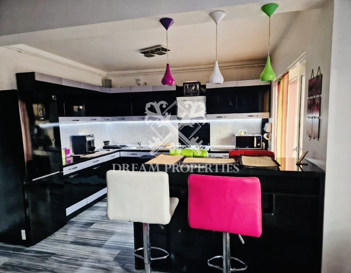 Casa de inchiriat, 4 camere, 3 bai, curte 250 mp, Apahida - Poză 3