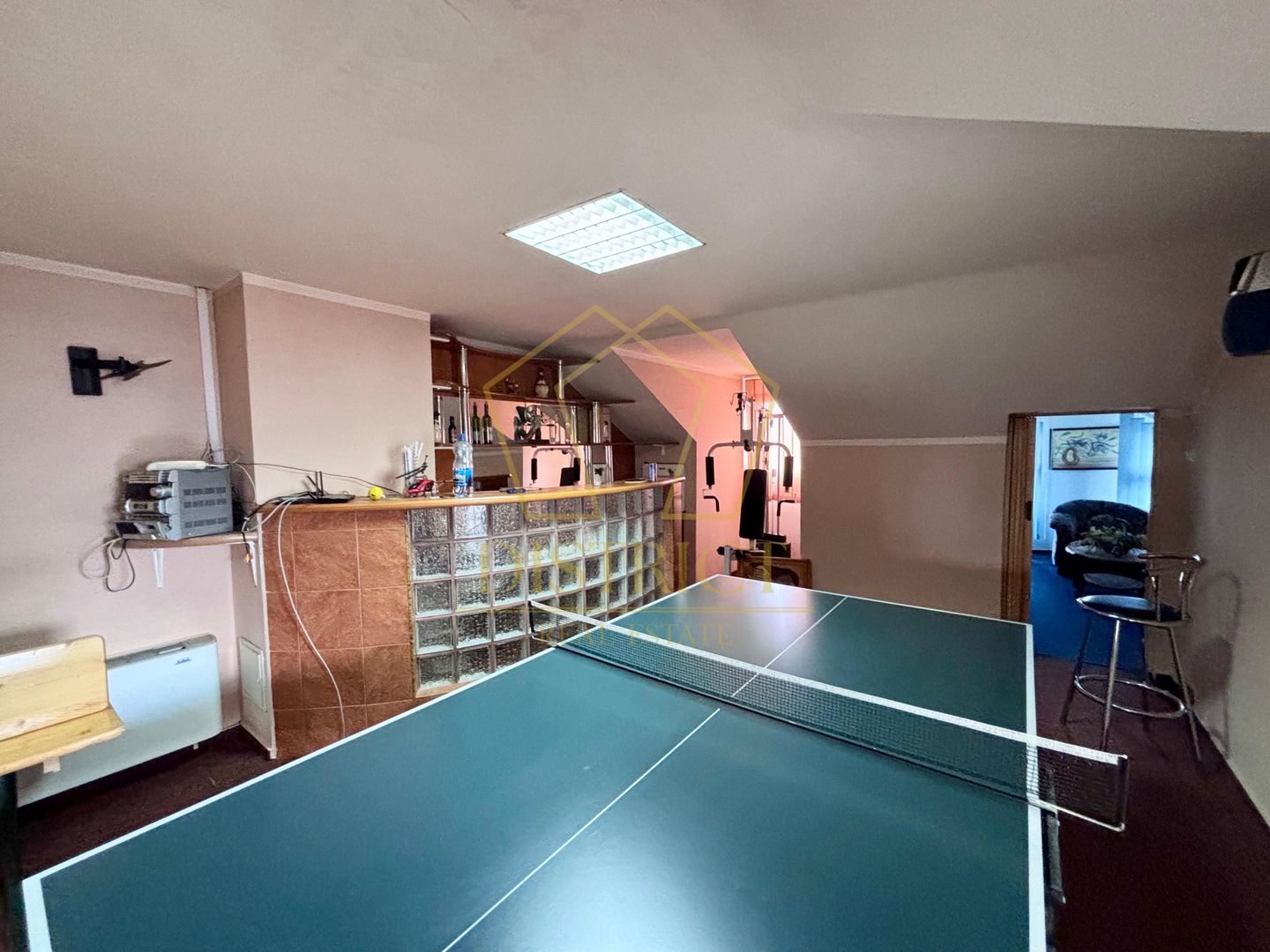 COM 0% Casa individuala spatioasa, piscina, garaj, anexe | Iosefin - Poză 17