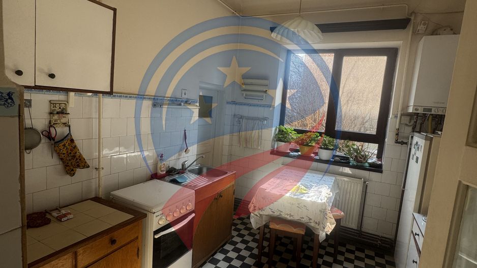 Casa zona Liceul Brancusi - Poză 18