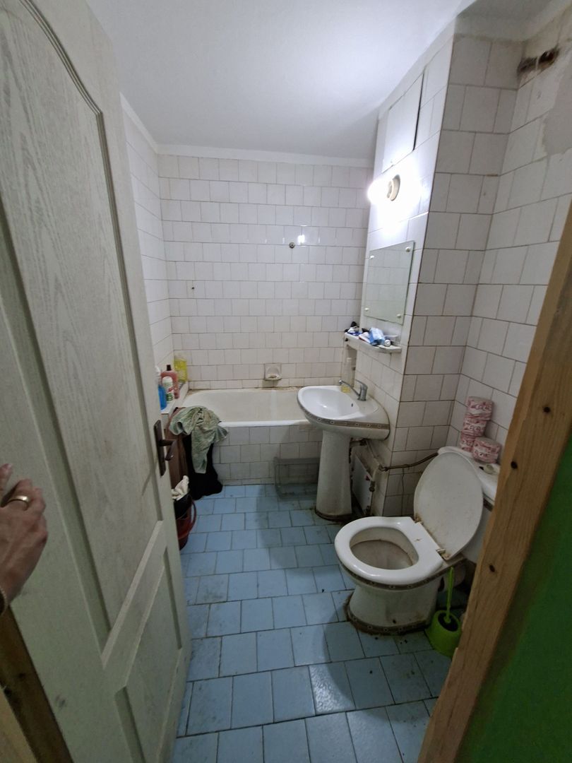 Apartament 3 camere -  decomandat - Zona Lipovei - Poză 6