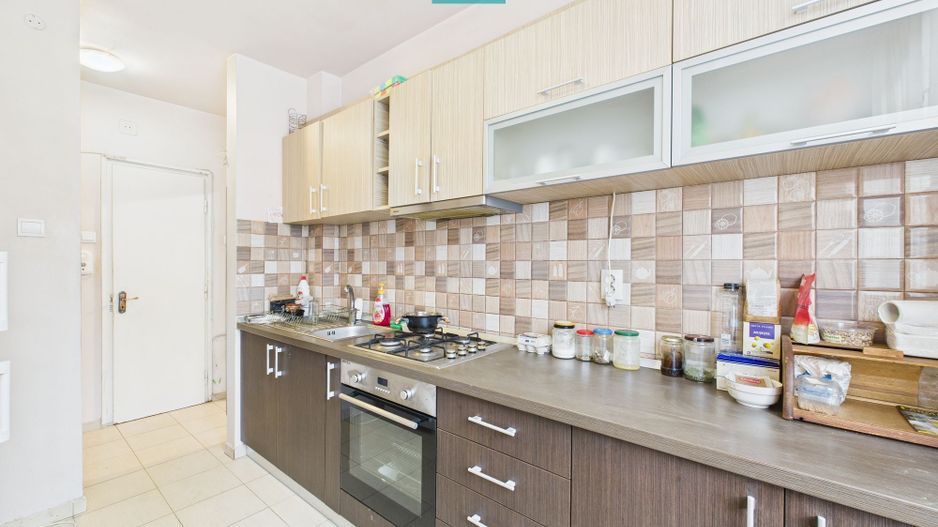 Apartament 3 camere - Poză 2