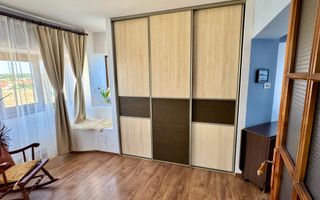 APARTAMENT SPATIOS SI LUMINOS - Poză 14