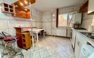 Apartament cu 3 camere / 75mp / in zona Podu Ros- 1001 Articole - Poză 6