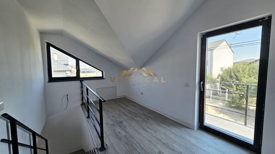 Casa P+M | 4 camere | comuna Berceni - Poză 12