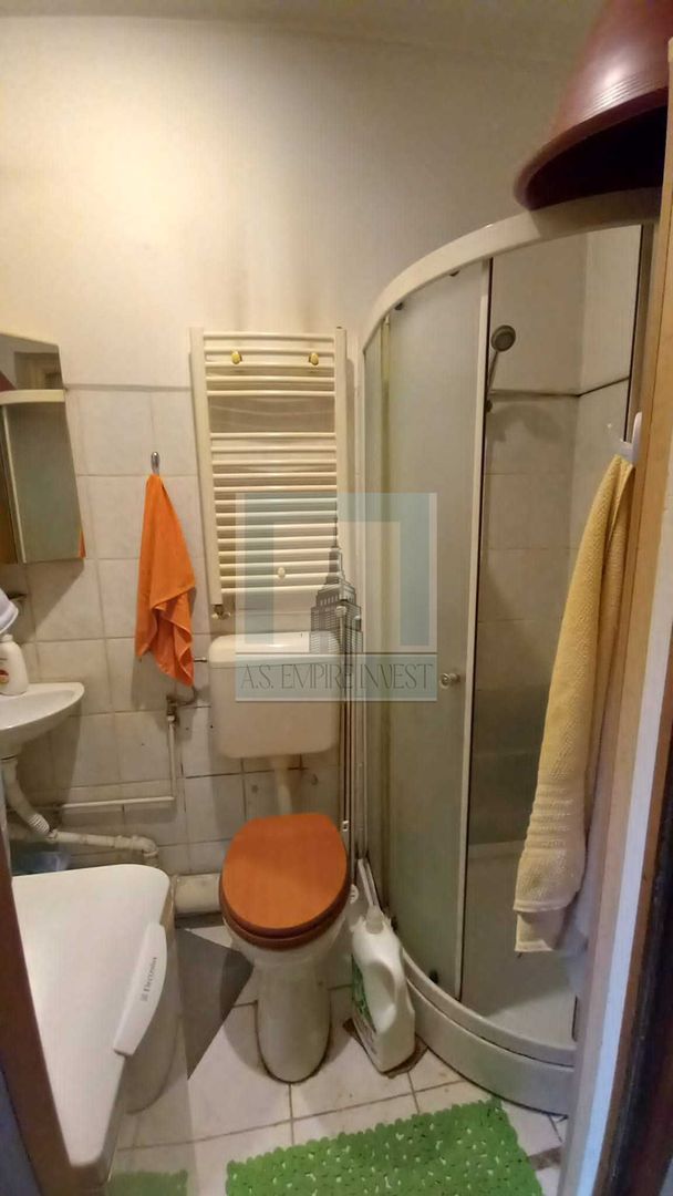 Apartament 4 camere la casă, - zonă Grivitei/Brașov - Poză 7