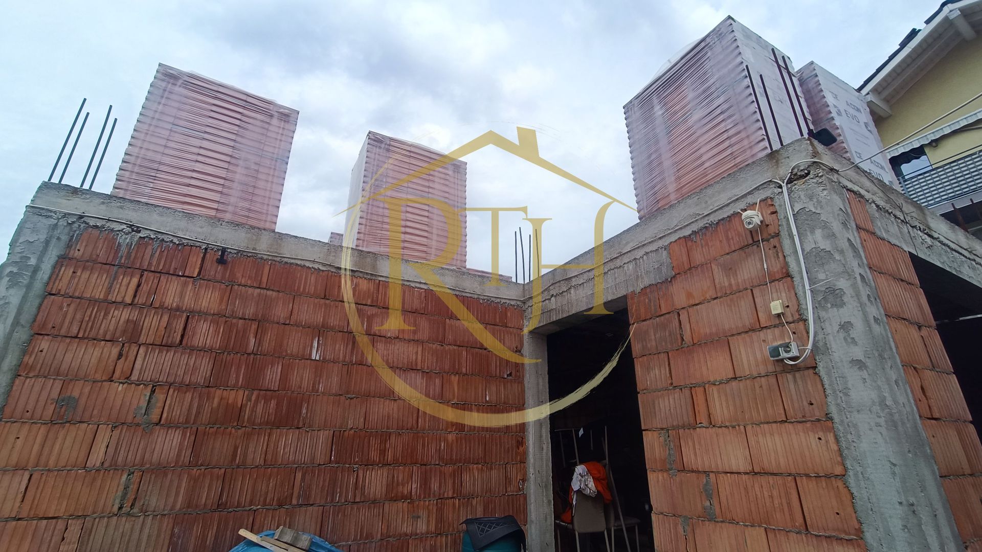 De vânzare:Casă locuită+casă în construcție, teren 319 mp,comision 0 - Poză 14