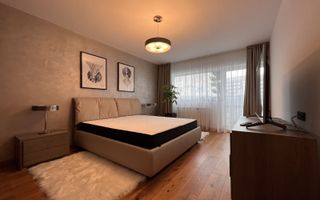 Oaza de lux in Centrul Civic: Apartament cu priveliste panoramica - Poză 8