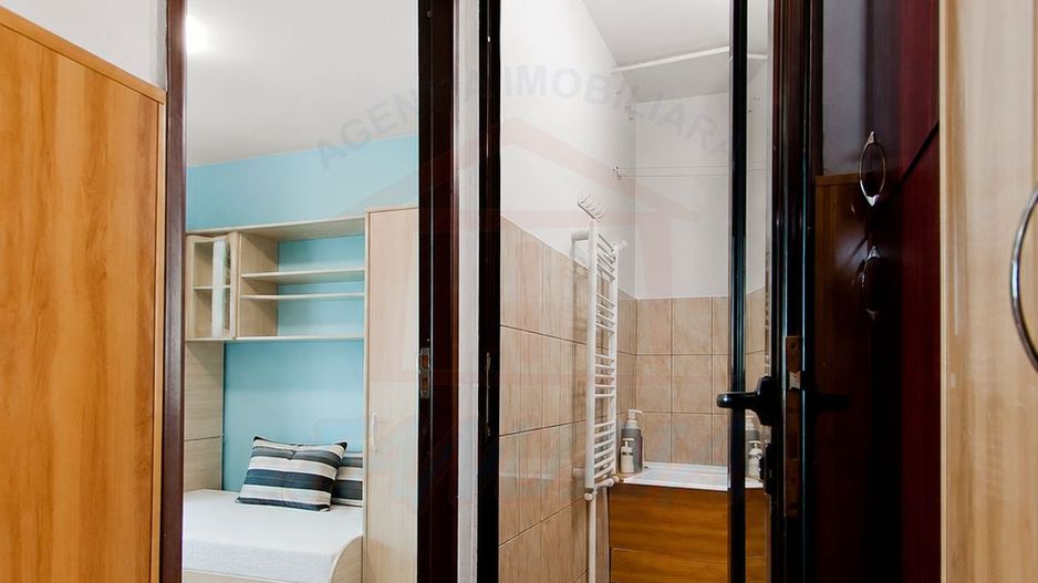 Apartament 2 camere decomandate, Micro 19 etaj 7/10, vedere panoramică - Poză 8