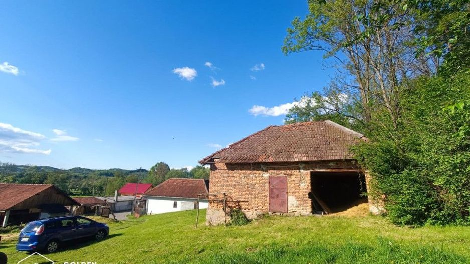 Casa de vacanta intr-o zona de vis, cu vedere la munte, sat Magulicea - Poză 4