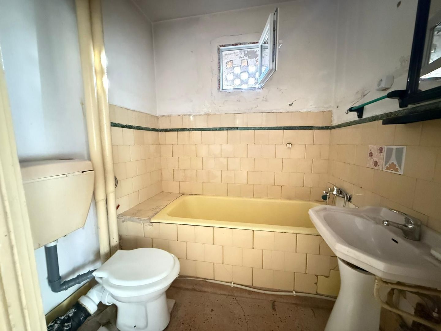 OPORTUNITATE | APARTAMENT 3 CAMERE| BLOC REABILITAT | LÂNGĂ PARCUL IOR | - Poză 9