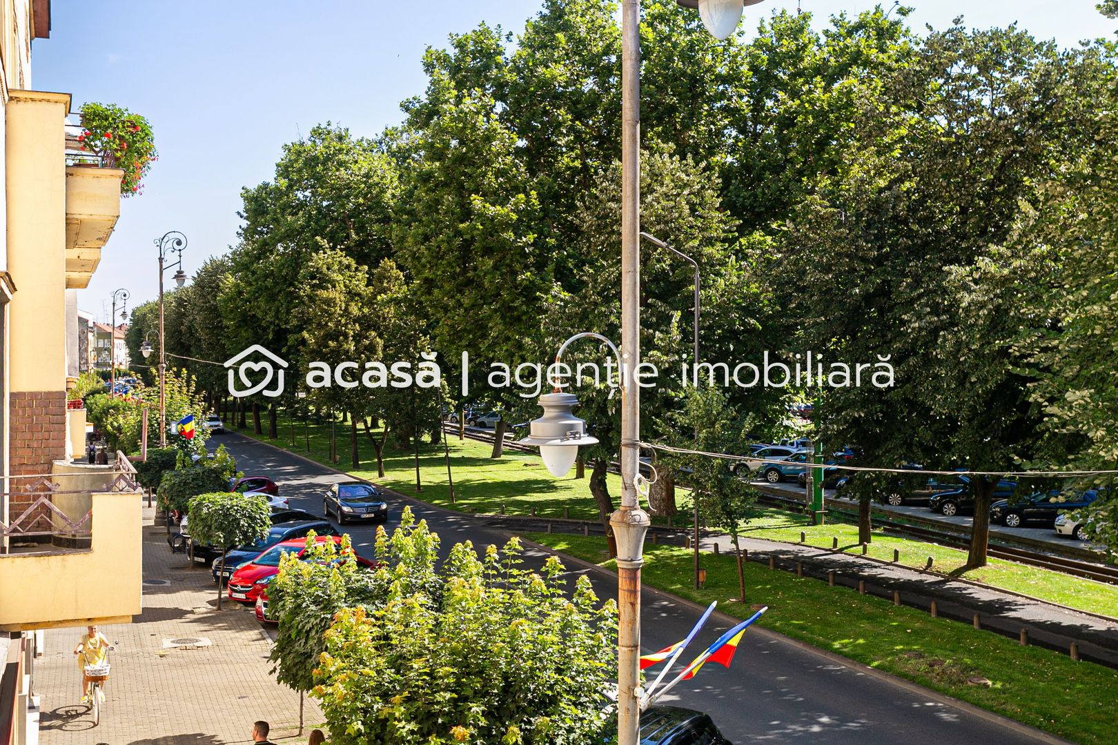 Rezervat Apartament ideal pentru afacerea ta, cu vedere la Bulevard - Poză 1