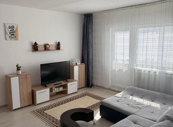 Apartament 2 camere- Rovine, zona Penny - Poză 1