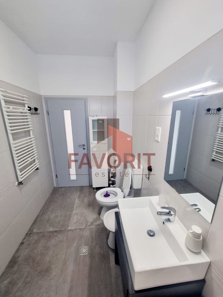 2 camere | centrala proprie | etaj intermediar | zona excelenta | - Poză 8