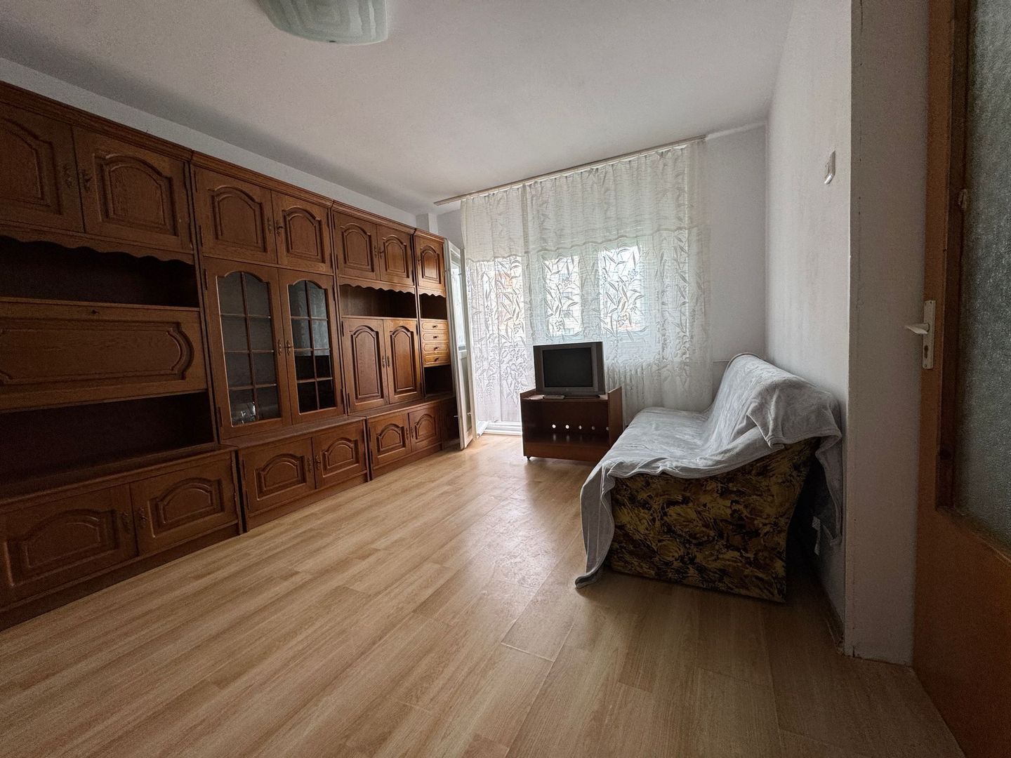 APARTAMENT SPATIOS | 3 CAMERE | METROU OBOR - Poză 2
