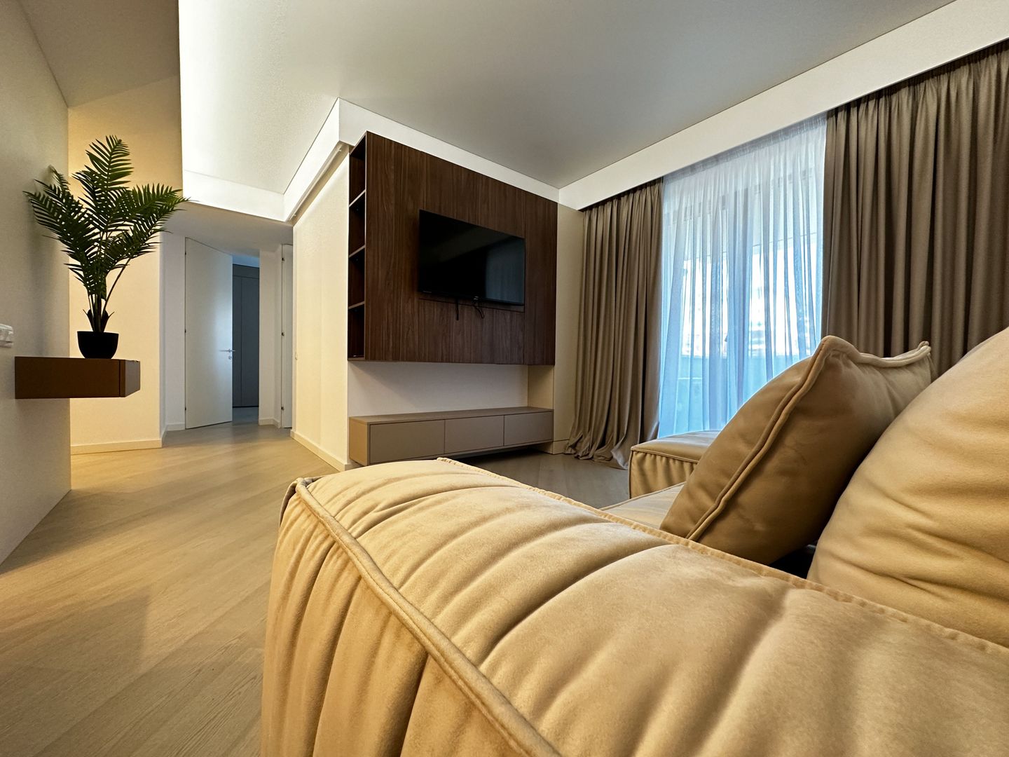 Apartament 3 camere I Cortina North I Prima Închiriere - Poză 1