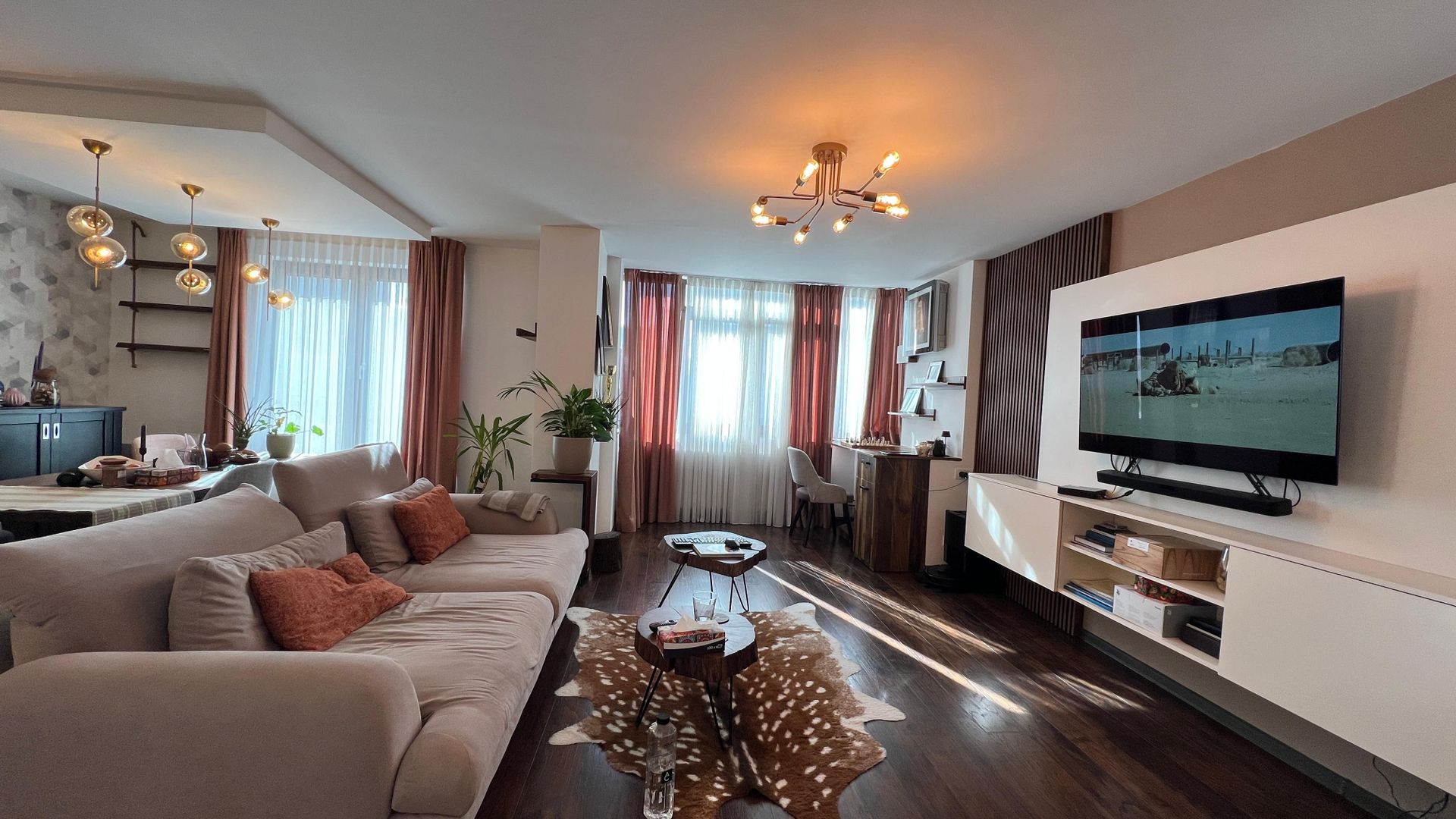 2 camere modern renovate | Piata Romana - Poză 1