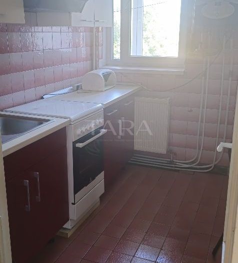 Apartament cu 3 camere în Gruia, într-o zonă liniștită - Poză 3