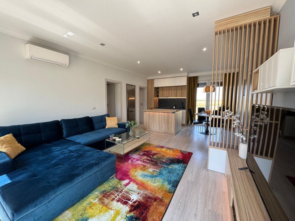 Prima inchiriere! Apartament modern, complet utilat, in Dumbravita - Poză 1