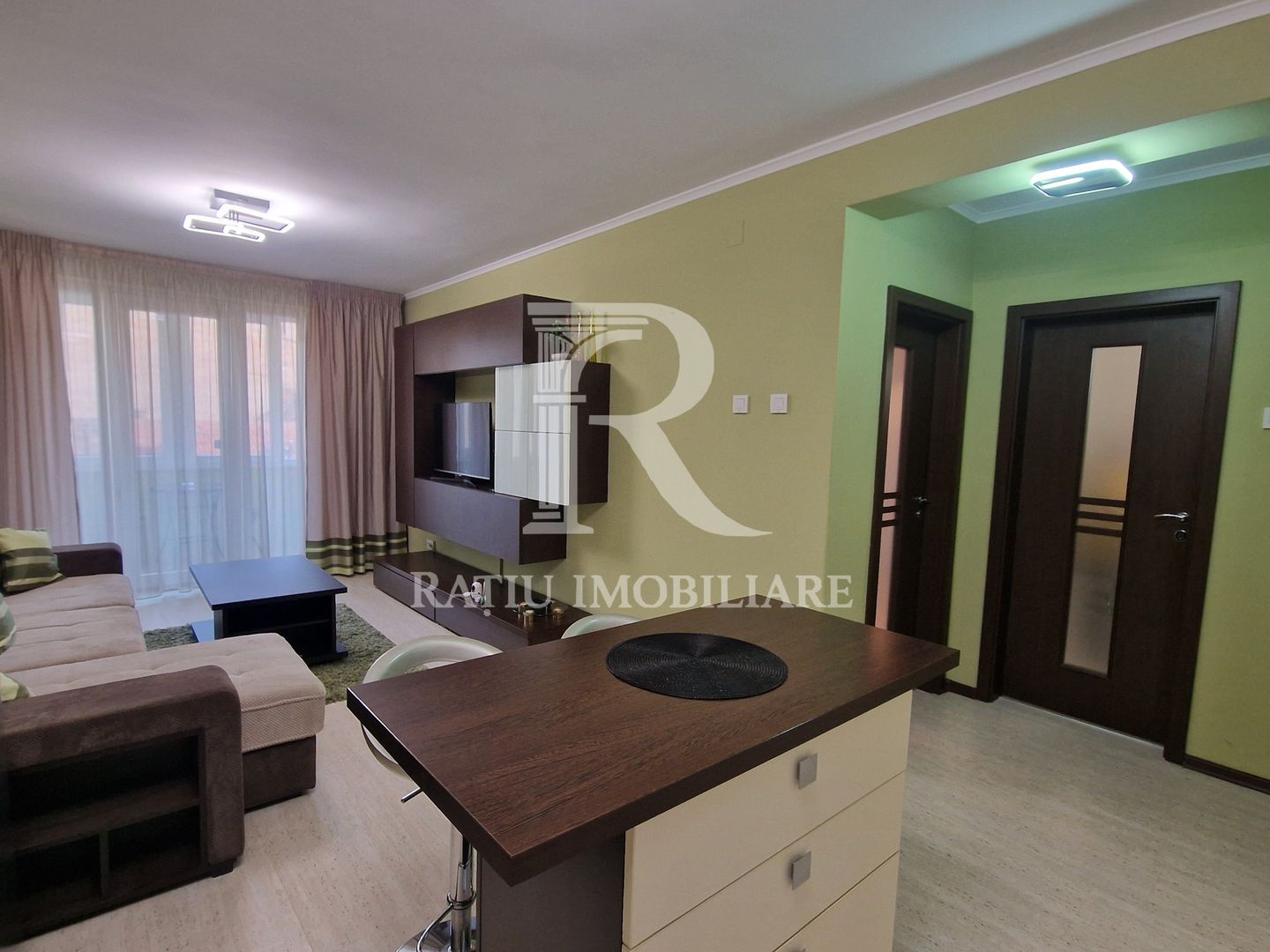 Apartament cu 2 camere | Ultracentral | Oradea - Poză 2