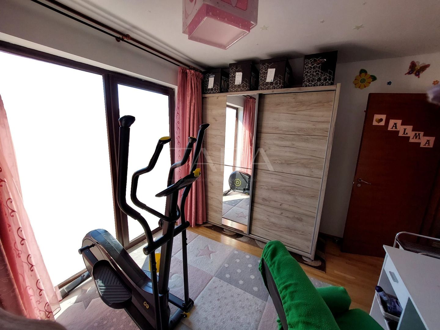 Casa visurilor tale în Florești, in aproprierea strazii Avram Iancu. - Poză 21