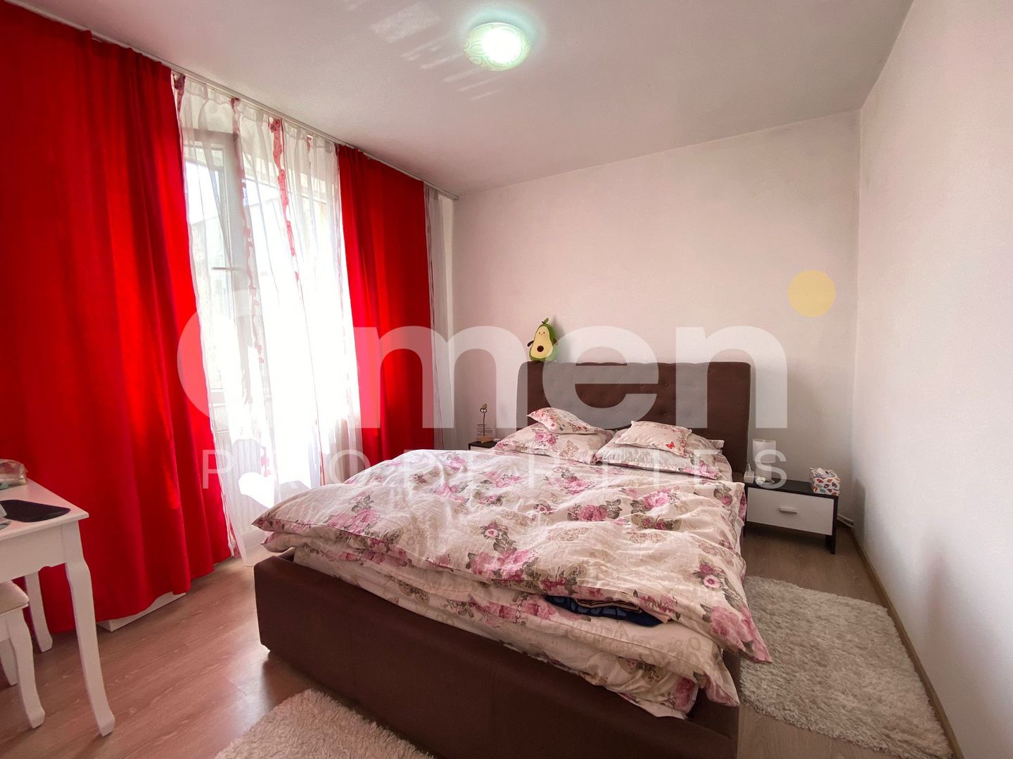 Apartament cu 3 camere, orientare V, zona Garii - Poză 1