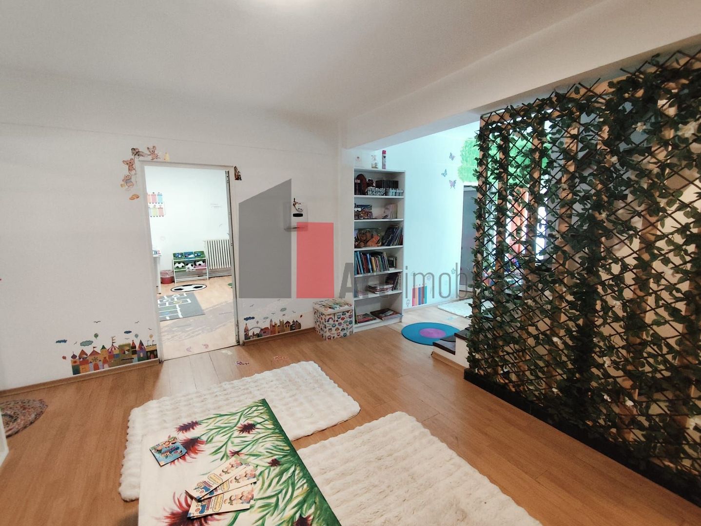 Vila de inchiriat/ Spatiu comercial.(etaj1/mansarda) Domenii - Poză 4