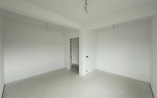 Casă individuală cu 699 teren la preț bun Chinteni - Poză 10